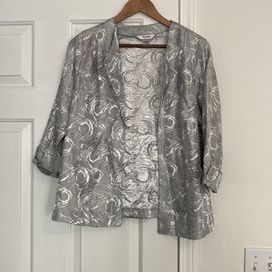 TanJau Petite silver jacket with quarter length sleeves.